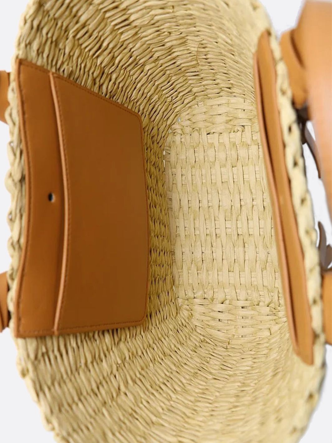 Bolso de mimbre y piel 